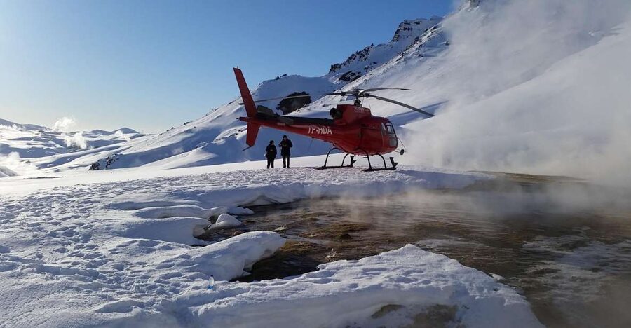 1-Hour Helicopter Tour in Iceland: The Geothermal Tour - Lava Fields, Craters, and the Moment You Look Down