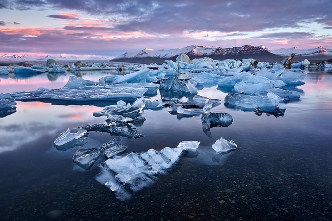 2-Day South Coast Waterfalls, Jokulsarlon Glacier Lagoon and Hike from Reykjavik - Day 2: Jökulsárlón boat tour, Fellsfjara ice beach, and back to Reykjavik