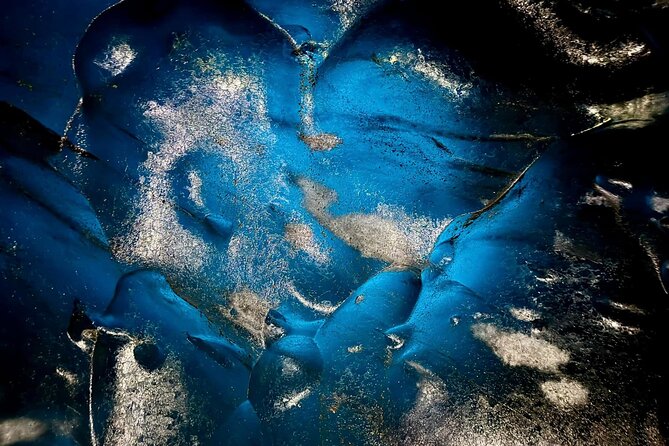 2 Day South Iceland Black Sand and Ice Cave Small Group Tour - Guide and group size: what 18 people changes
