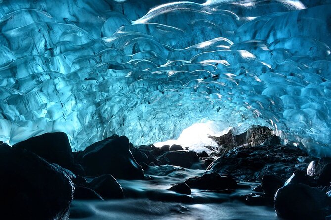 2 Day Winter Tour to Iceland's South Coast and Diamond Beach - Key Things I’d Prioritize on This Tour