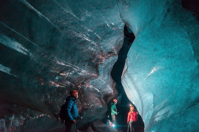 3-Day Golden Circle, Ice Cave and Glacier Lagoon Small-Group Tour - Day 3: Return Toward Reykjavik With Canyons, Lava, Black Sand, Big Waterfalls