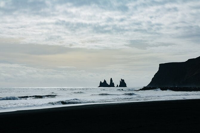 3 Day Small Group Golden Circle, South Coast and Glacier Lagoon - Day 2: Jökulsárlón Glacier Lagoon and Diamond Beach