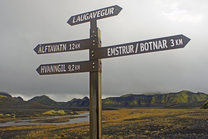 4 Days Laugavegur Trekking Tour - Day 1 at Landmannalaugar: Rhyolite Color, Vonugil Canyon, and Hot Springs Reset
