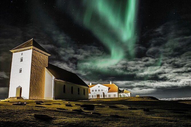 4 Hours Northern Lights Private Luxury Tour - Private Luxury Northern Lights, but With Real-World Weather Planning