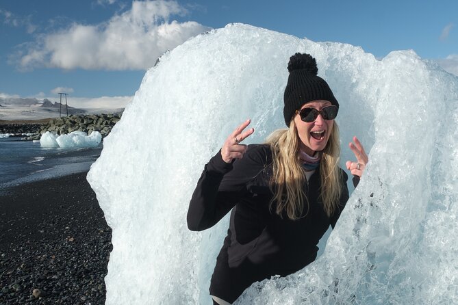 6-day Ultimate Iceland Tour: Photography and Northern Lights - Day 4: South Coast waterfalls, Reynisfjara, Dyrhólaey, Vik, and Solheimajökull