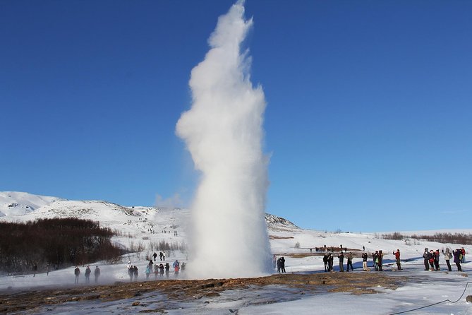 8-Day Small Group Tour Around Iceland from Reykjavik - Day 2: South Coast Waterfalls, Reynisfjara, and the Sólheimajökull Glacier Hike