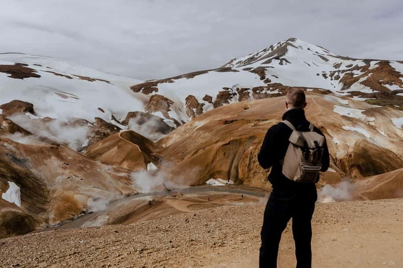 A day in Kerlingarfjöll: Highlands and hot springs - Highland Base break and lunch: where you reset