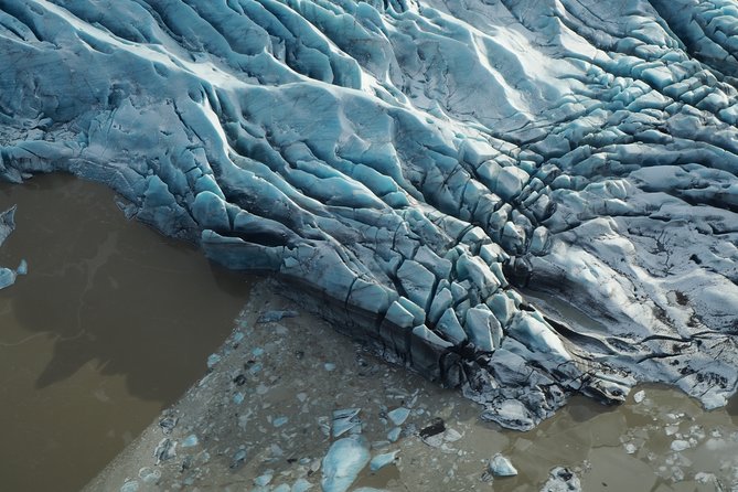 Airplane flight over glacier lagoons and Iceland's highest peak - Price and Value: Why $427.97 Can Make Sense Here