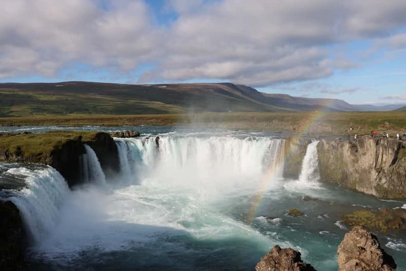 Akureyri: Day Trip to Goðafoss, Lake Mývatn & Nature Baths - How the full 7.5 hours can feel: pace, road time, and timing