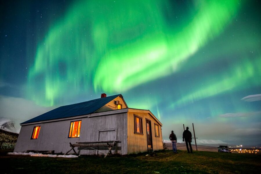 Akureyri: Northern Lights Photography Tour - How the Akureyri Aurora Hunt Feels: 3 Hours, Real Winter Night