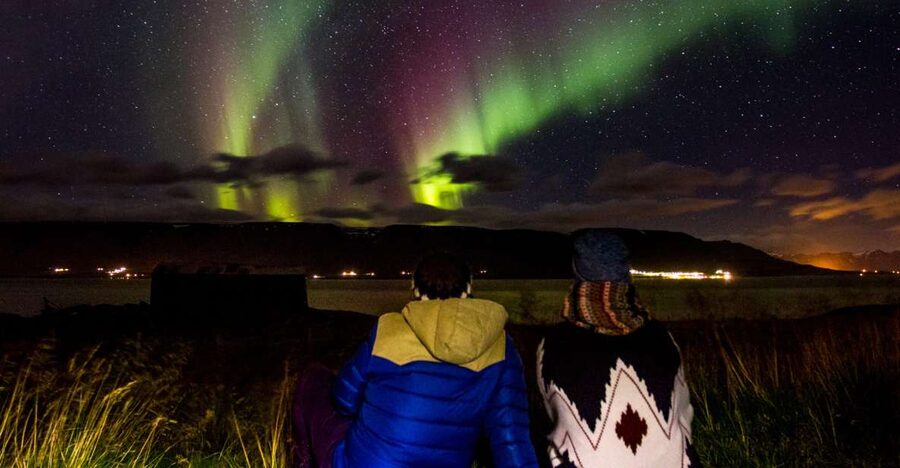 Akureyri: Northern Lights Photography Tour - Getting Away from City Glow: Why the Drive Matters