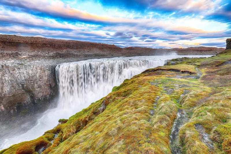 Akureyri Port: Dettifoss, Goðafoss and Lake Mývatn Tour - Price and value for a 7-hour cruise-port itinerary