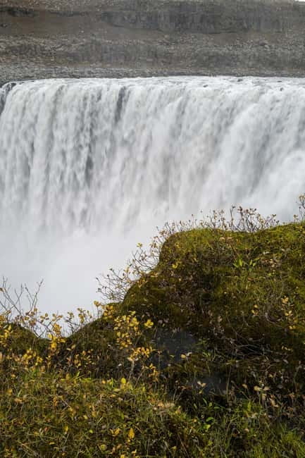 Akureyri Port: Dettifoss, Goðafoss and Lake Mývatn Tour - Pickup, van ride, and how the day is paced