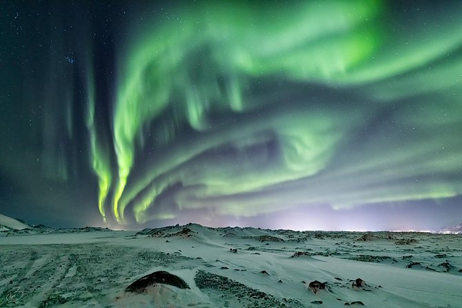 Aurora/Northern light hunt and photos (photography help provided) - Small group, maximum attention: why eight people feels different