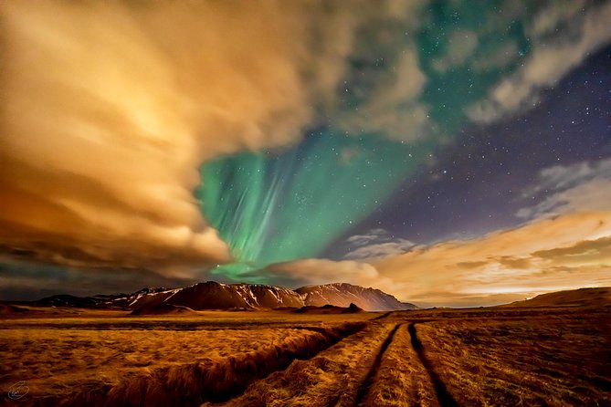 Aurora/Northern light hunt and photos (photography help provided) - Warm drinks, and why comfort helps you wait better