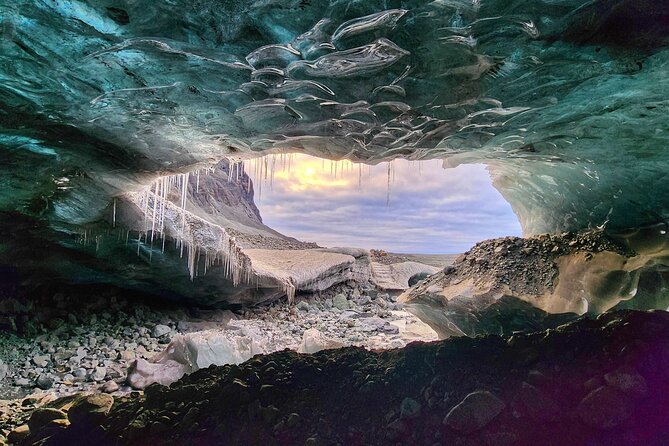 Blue Ice Cave Exploration from Jökulsárlón (Small Group Tour) - Planning your day: what to wear and bring