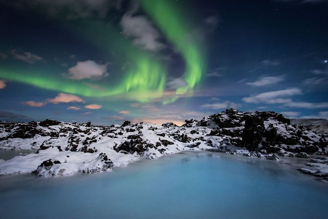 Blue Lagoon & Northern Lights Tour from Reykjavik - Blue Lagoon Comfort Package: exactly what you’re paying for