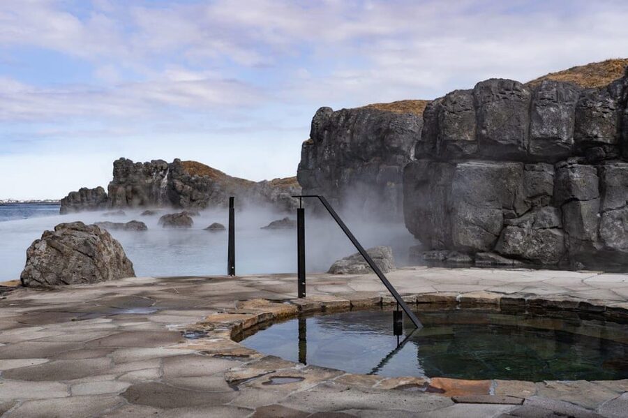 Buggy & Sky Lagoon tour - Sky Lagoon geothermal pools and the 7-step ritual with ocean views