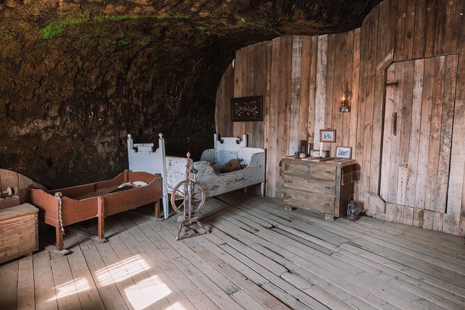 Caves of Laugarvatn Standard Tour - The Cave People: a short stop with a big sense of place