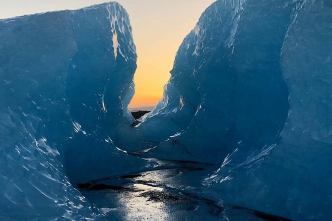 Crystal Blue Ice Cave Adventure - Meeting at Jökulsárlón, No Pickup, and Timing That Actually Matters