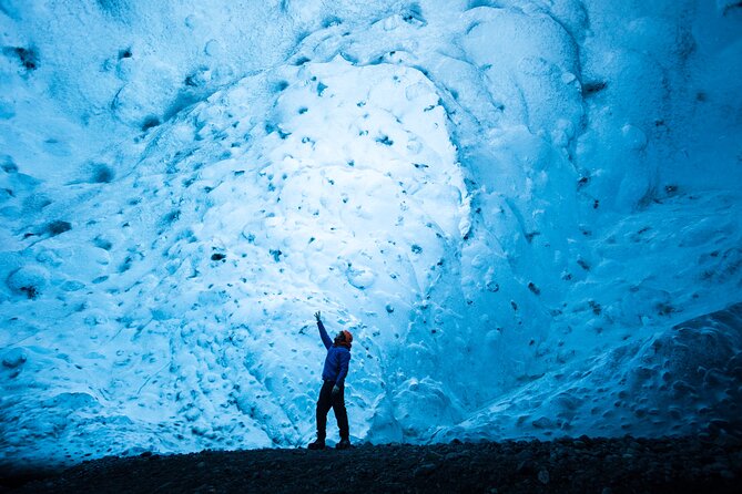 Crystal Ice Cave & Super Jeep Tour from Jökulsárlón - Stop 2 on Vatnajökull, the walk to the underground caverns