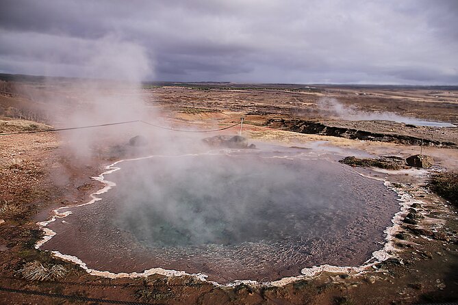 Day Trip to the Golden Circle and Blue Lagoon from Reykjavik - Gullfoss Waterfall: The Big Payoff, With Room to Look