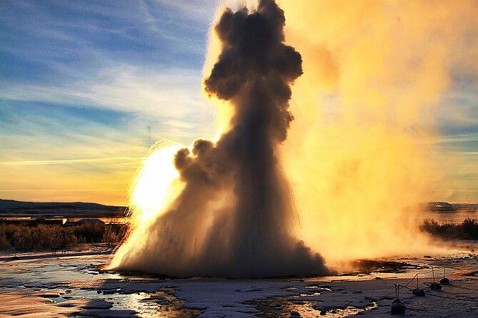 Day Trip to the Golden Circle and Hot spring Geyser by 4WD Jeep from Reykjavik - Gullfoss: how to get good angles of Iceland’s waterfall