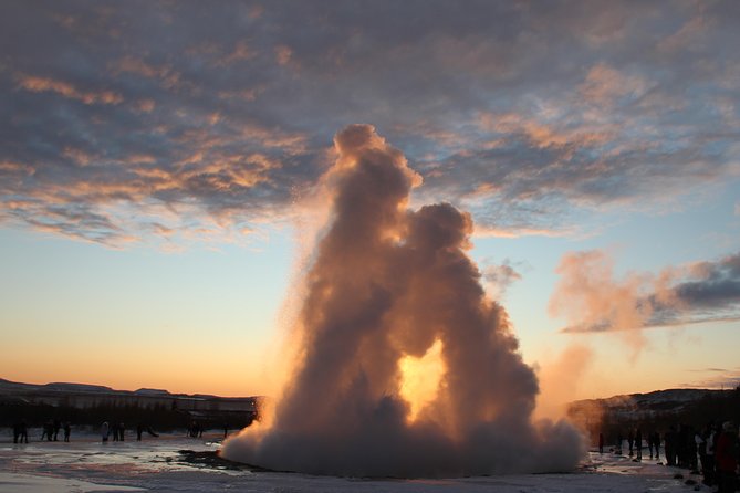 Day Trip to the Golden Circle and Hot spring Geyser by 4WD Jeep from Reykjavik - Price and value: is $360 per person fair for a private Golden Circle day?