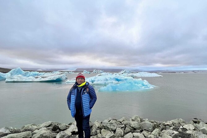 Diamond Beach & Jökulsárlón Floating Glacier Guided Day Tour - Stop 4 at Vatnajökull National Park: glacier views without the heavy work