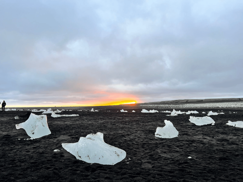 Diamond Beach & Jökulsárlón Glacier Exclusive Day Tour - What Your Money Actually Buys: Private Vehicle, Guide, and Parking