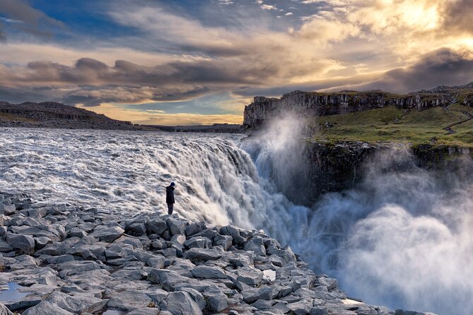 Diamond Circle Myvatn Waterfalls, and Husavik from Akureyri Tour - The Round-Trip Transport and Onboard Wi-Fi Advantage
