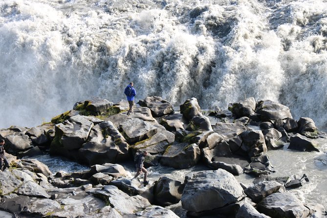 Diamond Circle, Waterfalls and Amazing Landscapes from Akureyri - Entering the Diamond Circle from Akureyri