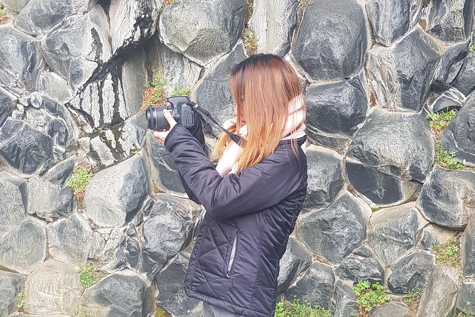 Diamond Circle, Waterfalls and Amazing Landscapes from Akureyri - Víti crater and the photo that feels like a scene change