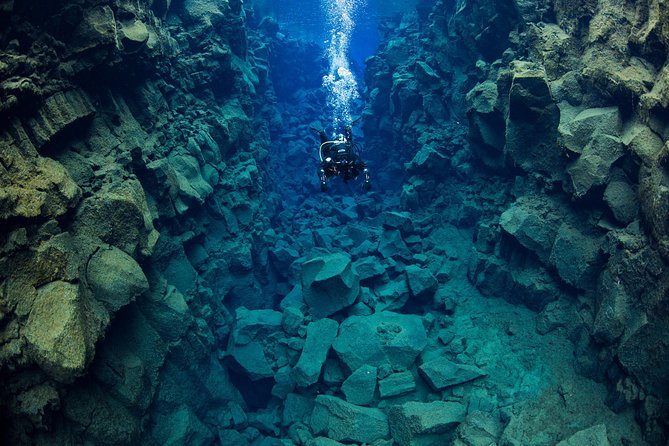 Dive the Divide: Silfra Fissure Scuba Tour | Reykjavik Pickup - What you get for the price, and what you’ll need to add