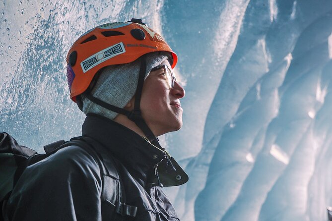 Early Bird Ice Cave with 3 Professional Photos - The Glacier Walk and Ice Cave Moment at Vatnajokull National Park