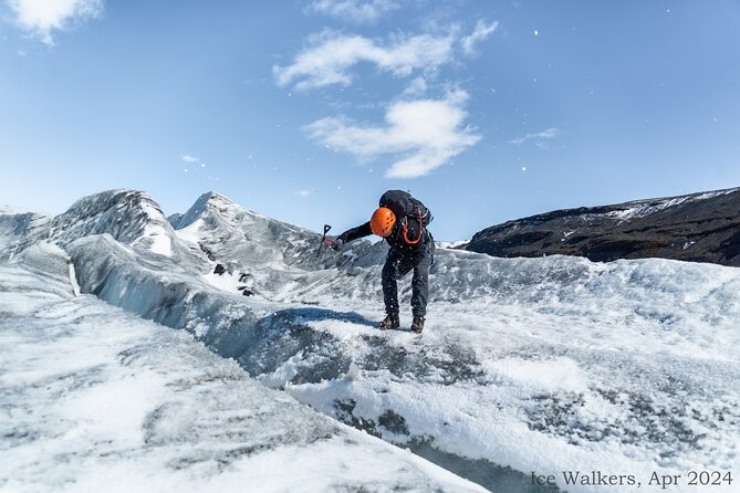 Easy Hike on Sólheimajökull Glacier - From Terminus to the Upper Plateau: What You Do on the Ice