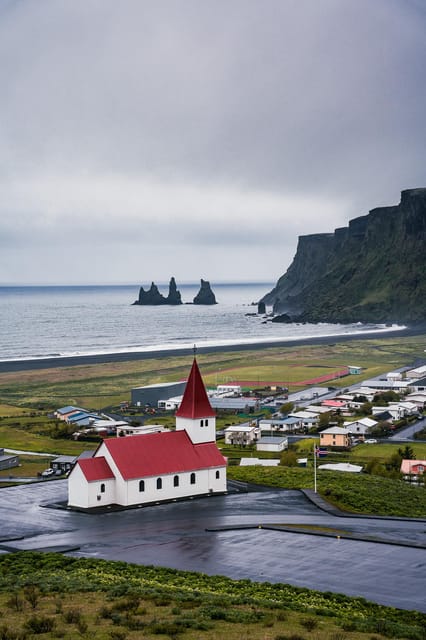 Epic South Coast of Iceland Private Tour From Reykjavík - Lunch at Vík and Reynisfjara: Where to Eat Without Losing Time