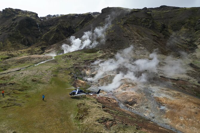 Fire and Ice Helicopter Tour: Glacier and Hengill Geothermal Area - Stop 1: Þórisjökull glacier landing and the snowball-fight logic