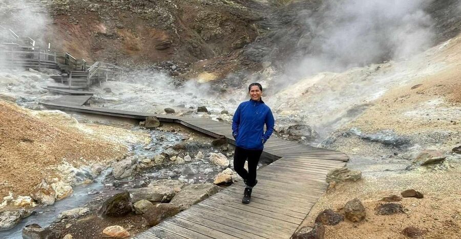 From Airport to Adventure: Private Reykjanes Peninsula Tour - Your 6-hour flow: pickup, geothermal stops, and sane pacing