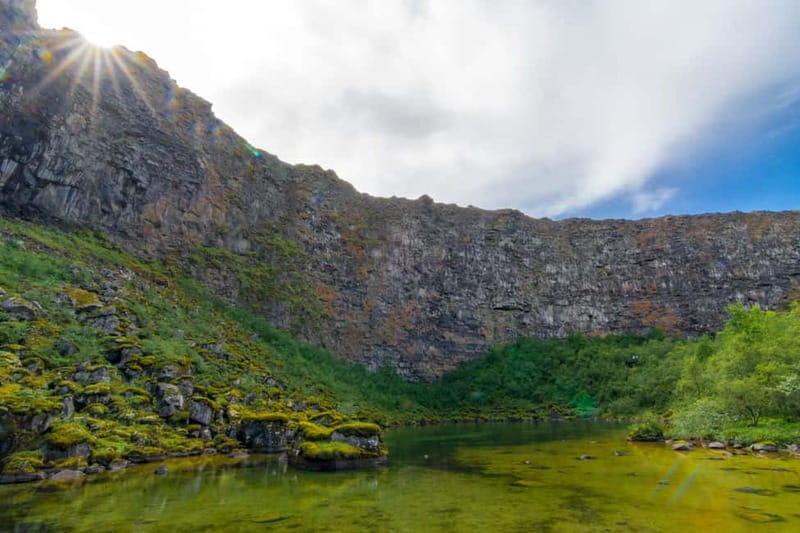 From Akureyri Port: Diamond Circle Guided Day Trip w/ Lunch - Key highlights at a glance