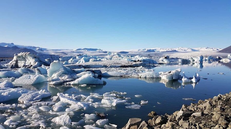 From Djúpivogur: Glacier Lagoon, Diamond Beach & Stokksnes - From Djúpivogur to Vestrahorn, the Eastfjords Start Strong