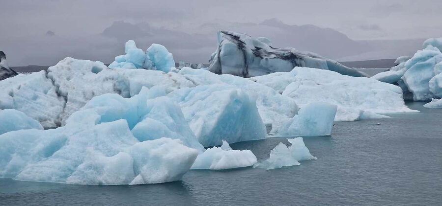 From Djúpivogur: Glacier Lagoon, Diamond Beach & Stokksnes - Jökulsárlón Glacier Lagoon: Icebergs That Move (And You Notice)