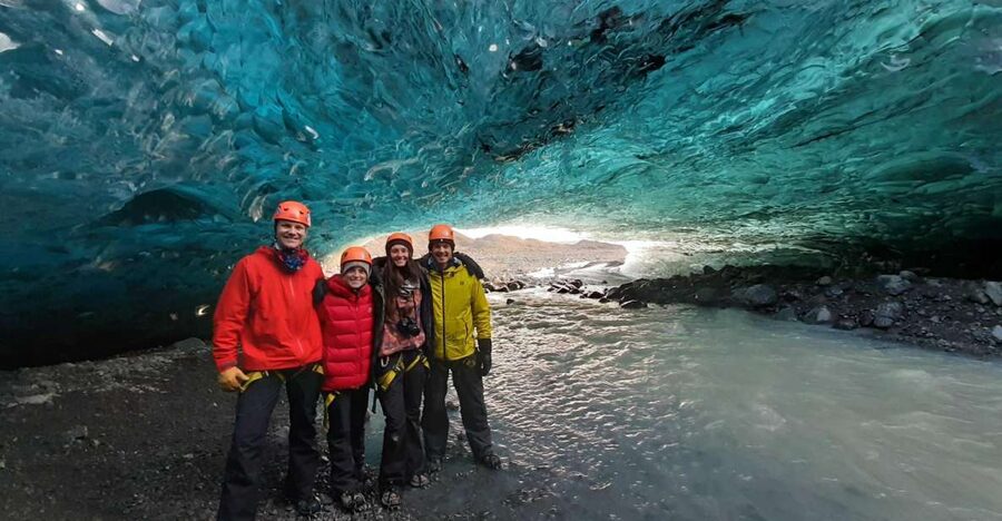 From Jökulsárlón: Crystal Blue Ice Cave Super Jeep Tour - Arriving at Jökulsárlón, Then Gear Up for Breiðamerkurjökull