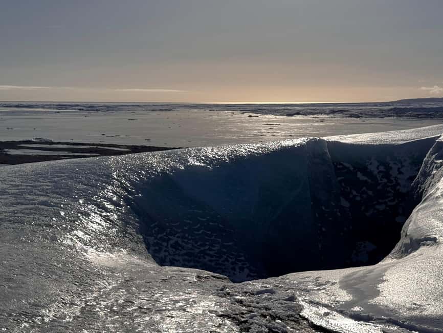 From Jökulsárlón: Vatnajökull Easy Level Glacier Hike - The 3-hour flow: What happens from parking lot to glacier ice