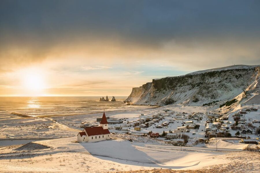 From Reykjavik: 3-Day Northern Lights Hunt & Glacier Lagoon - Who this tour is best for