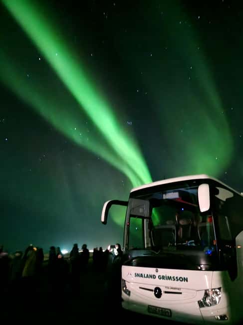 From Reykjavik: 3-Day Northern Lights Hunt & Glacier Lagoon - Day 1: Þingvellir, Geysir, Friðheimar greenhouses, and Gullfoss by the Golden Circle