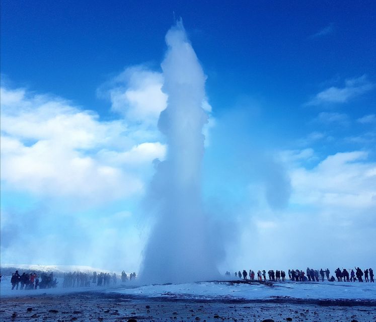 From Reykjavik: 3-Day South Coast Winter Tour with Ice Cave - Hveragerði and geothermal soaking, plus aurora-style planning