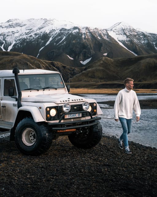 From REYKJAVIK: 4x4 Private Volcanic Way Reykjavik - The Halfway Photo Stop: Turning Views Into Real Memories