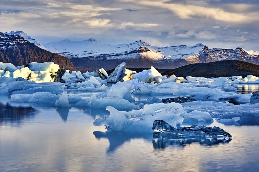 From Reykjavik: 6-Day Small Group Tour of Iceland - Comfort, packing, and weather reality (so the week stays fun)