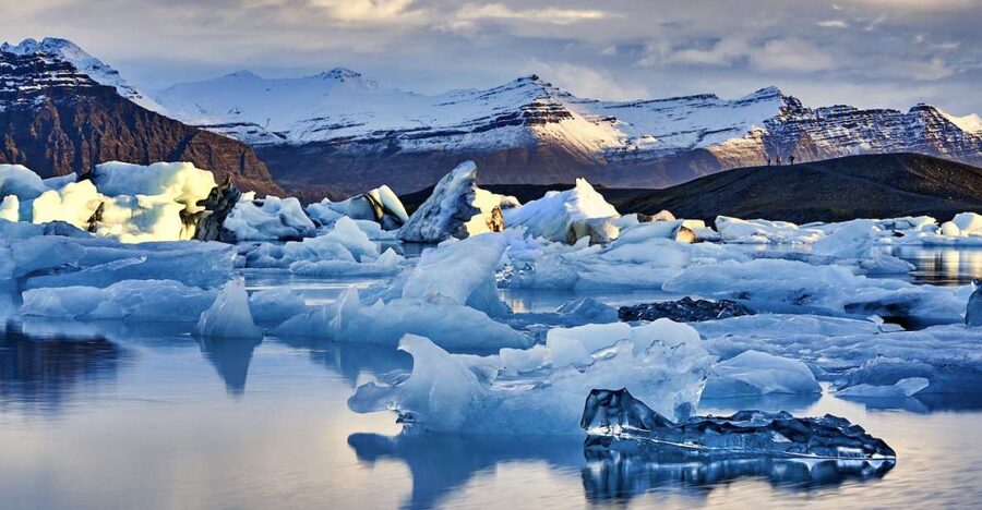 From Reykjavik: 6-Day Small Group Tour of Iceland - Golden Circle to Þingvellir: Gullfoss, Geysir, and history with your guide